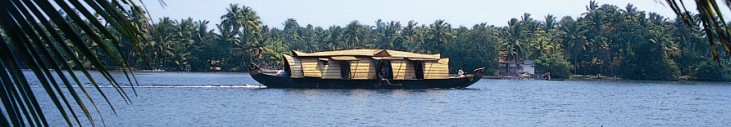 kerala-houseboats.jpg